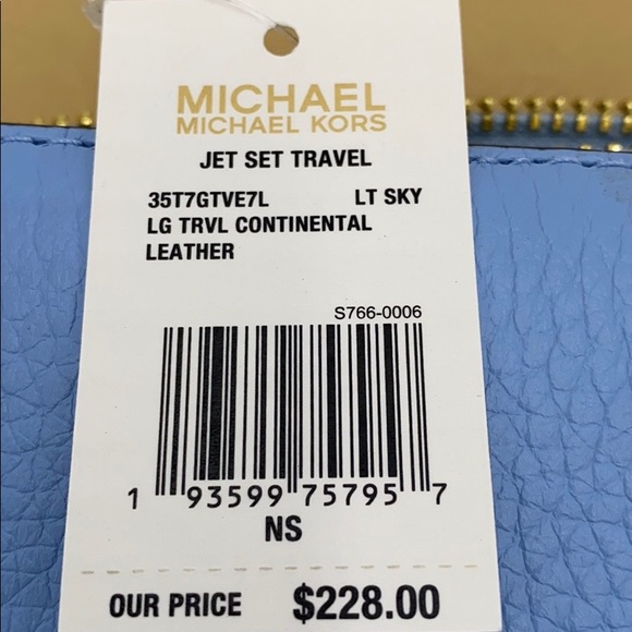 MICHAEL KORS LARGE CONTINENTAL WALLET LIGHT SKY - Picture 4 of 16